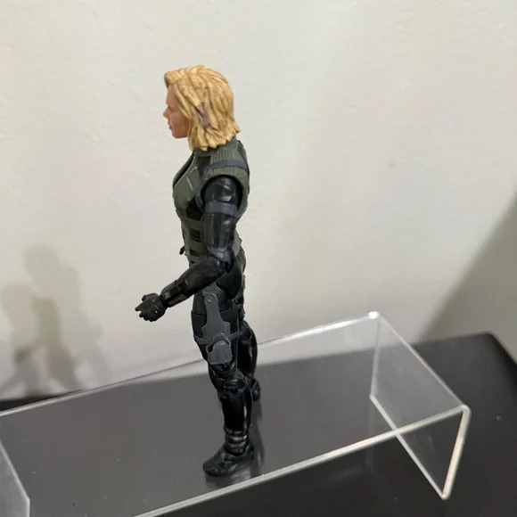 HASBRO MARVEL LEGENDS AVENGERS INFINITY WAR BLACK WIDOW - Picture 5 of 6
